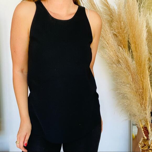 VINCE Revolve Black Side Slit Crew Neck Tank Top Button Keyhole Back Blouse S - Picture 1 of 7